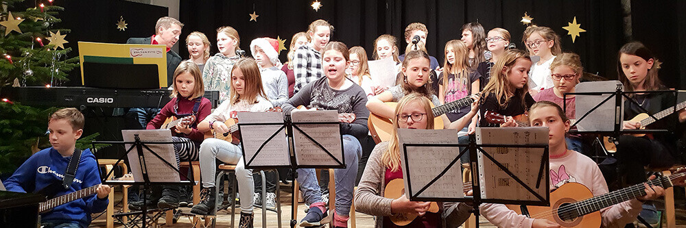 Musikschule Neuhofen Weihnachtskonzert Veranstaltung Malteser Kinderhilfe HUH MKH