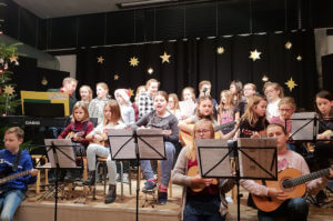 Musikschule Neuhofen Weihnachtskonzert Veranstaltung Malteser Kinderhilfe HUH MKH