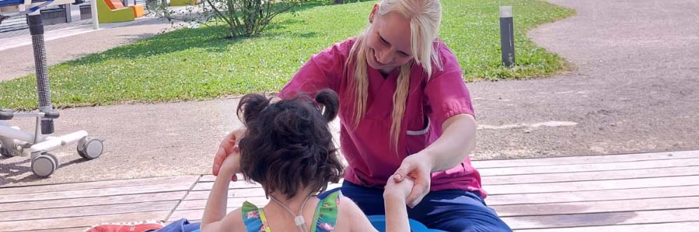 Malteser Kinderhilfe plantschen Pool BB